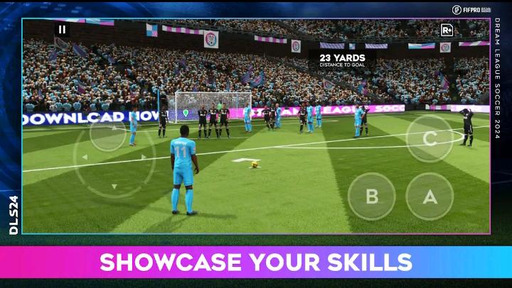 لعبة Dream League Soccer 2024