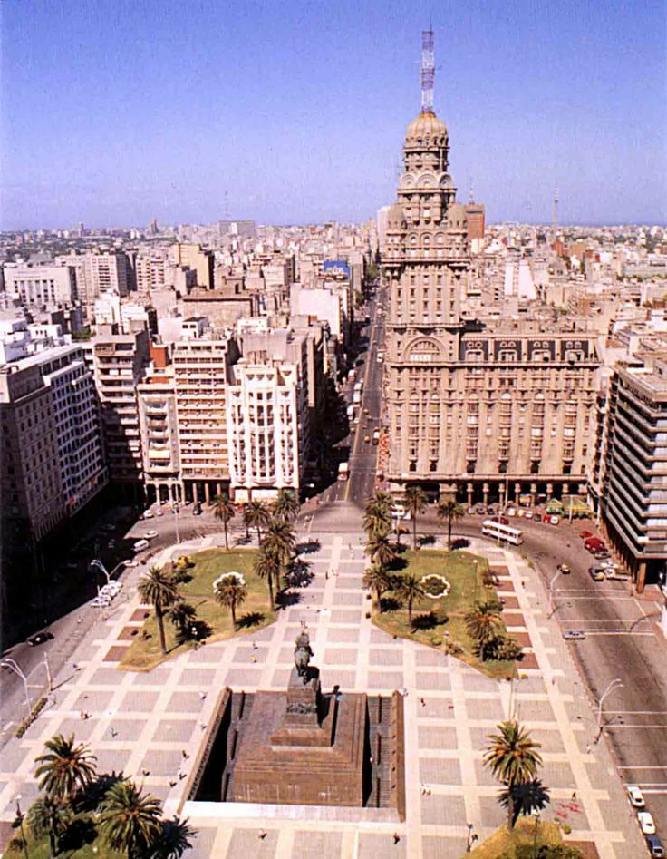 ساحة الاستقلال