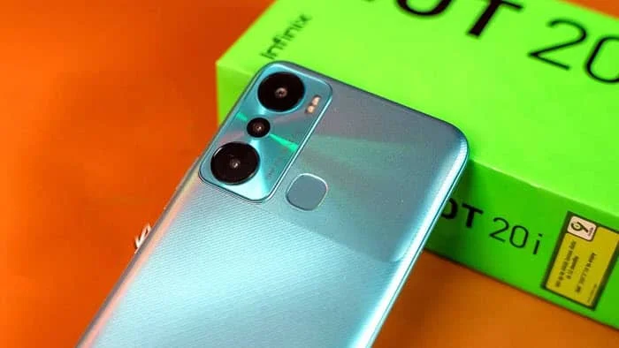محتويات علبة هاتف Infinix Hot 20i 