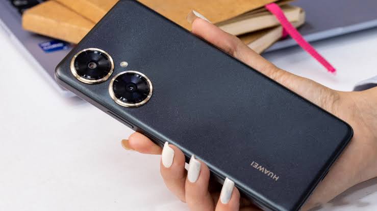 هاتف Huawei nova 11i