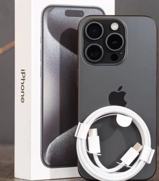 هاتف iPhone 15 Pro