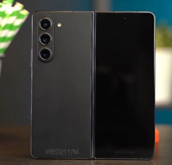 هاتف Samsung Galaxy Z Fold 5