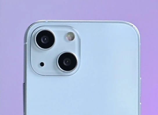 هاتف iPhone 13 