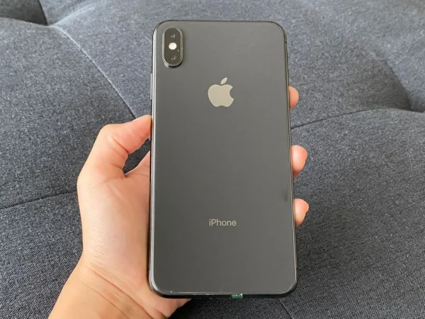 آيفون XS ماكس