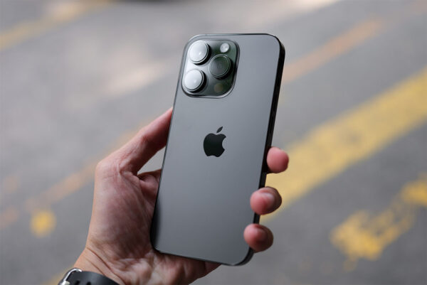 هاتف iPhone 17 Pro