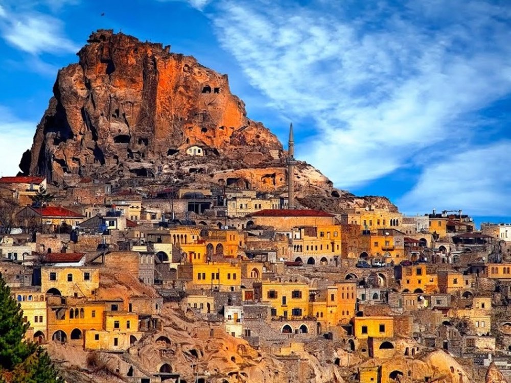 مدينة كبادوكيا