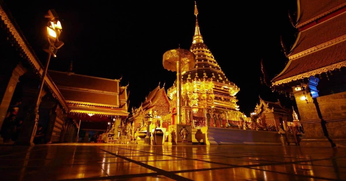 معبد دوي سوثيب (Wat Phra That Doi Suthep)