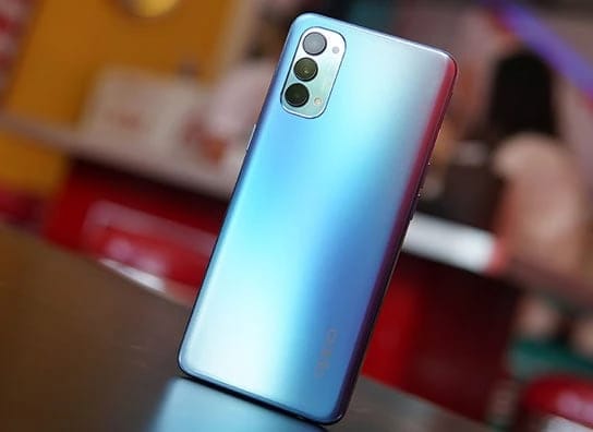 هاتف Oppo Reno 4