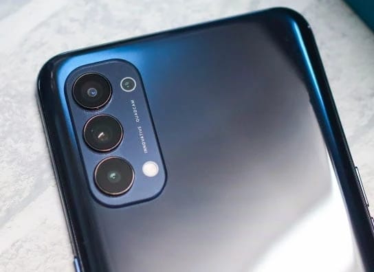 هاتف Oppo Reno 4
