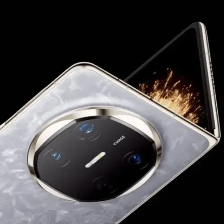 هاتف Huawei Mate X6