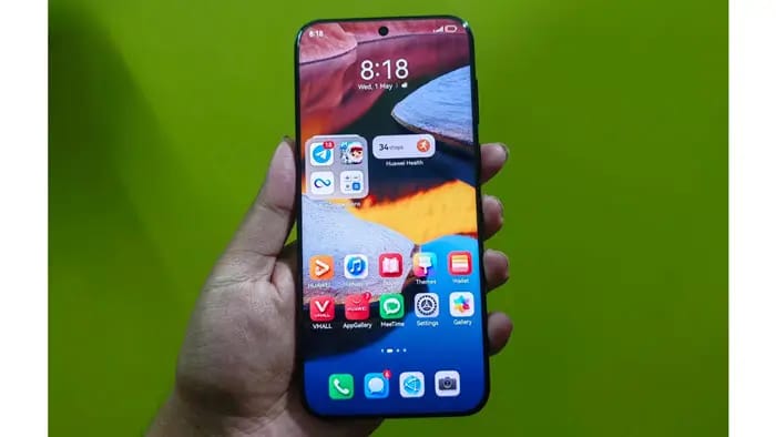 هاتف Huawei Pura 70 Ultra