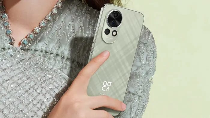 هاتف Huawei nova 13