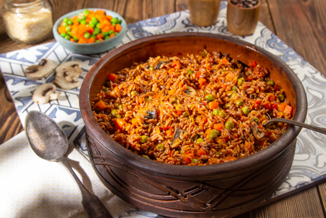 طاجن لسان العصفور بالخضار
