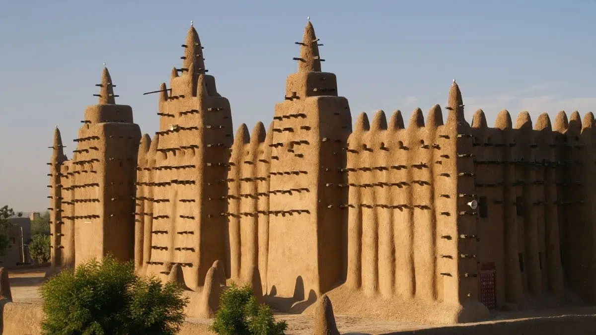 مدينة جني