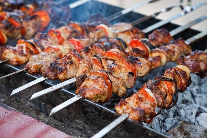 اللحم المشوي على الطريقة اللبنانية الخطيرة