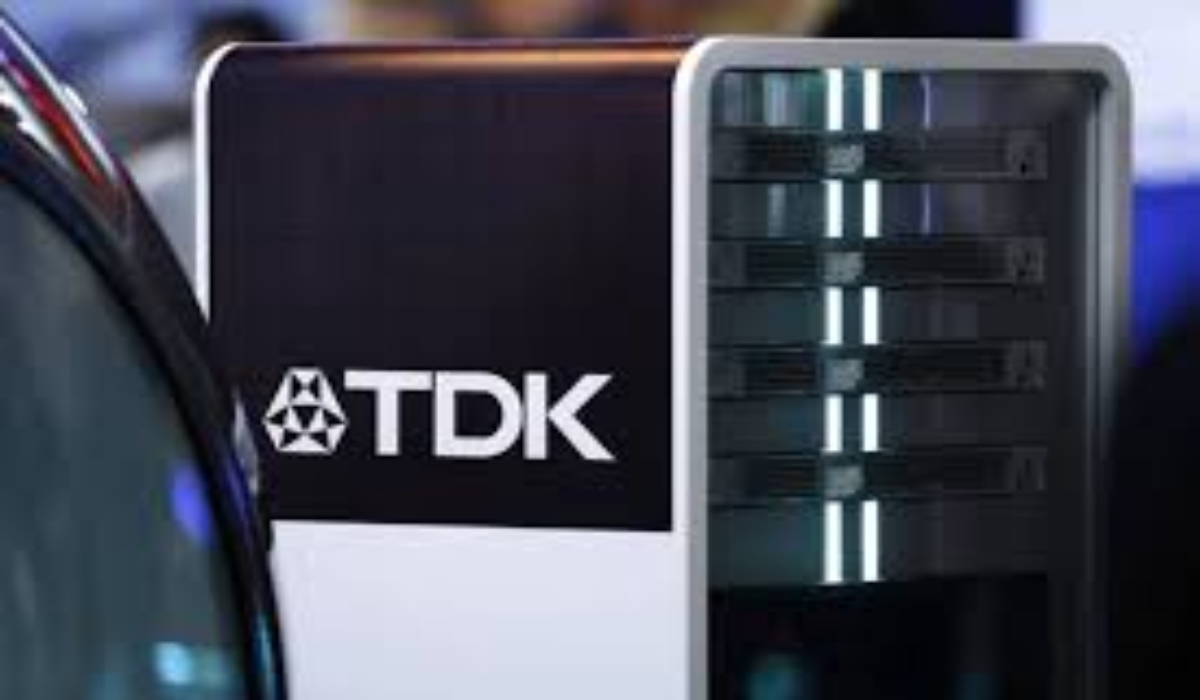 شركة TDK تطلق بطاريات مبتكرة لدعم تقنيات الذكاء الاصطناعي في هواتف iPhone