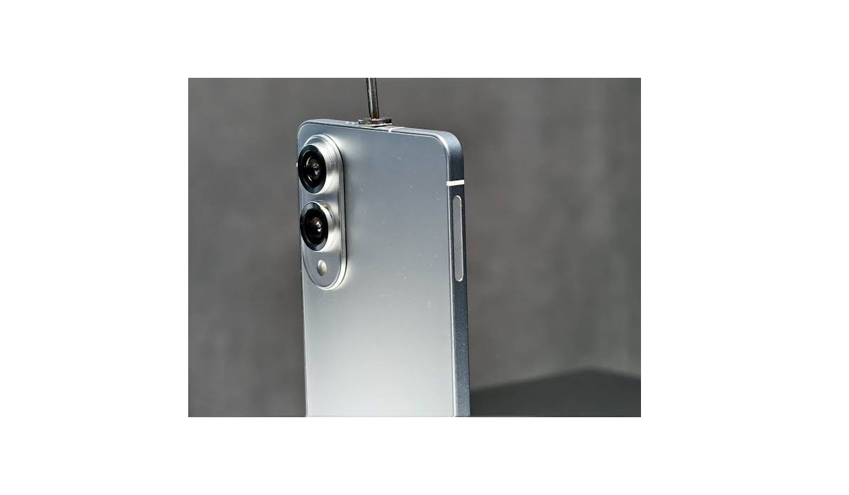 مراجعة هاتف Samsung Galaxy S25 Edge تصميم نحيف وأداء قوي